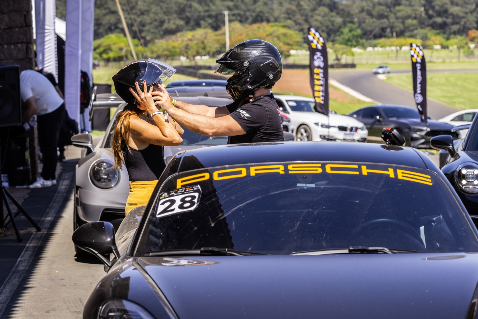 Capacetes no pit lane